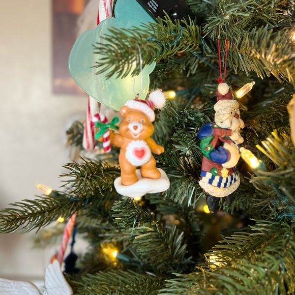 ❤️ 2004 Care Bears Christmas Ornament ‼️FINAL SALE - Picture 5 of 8